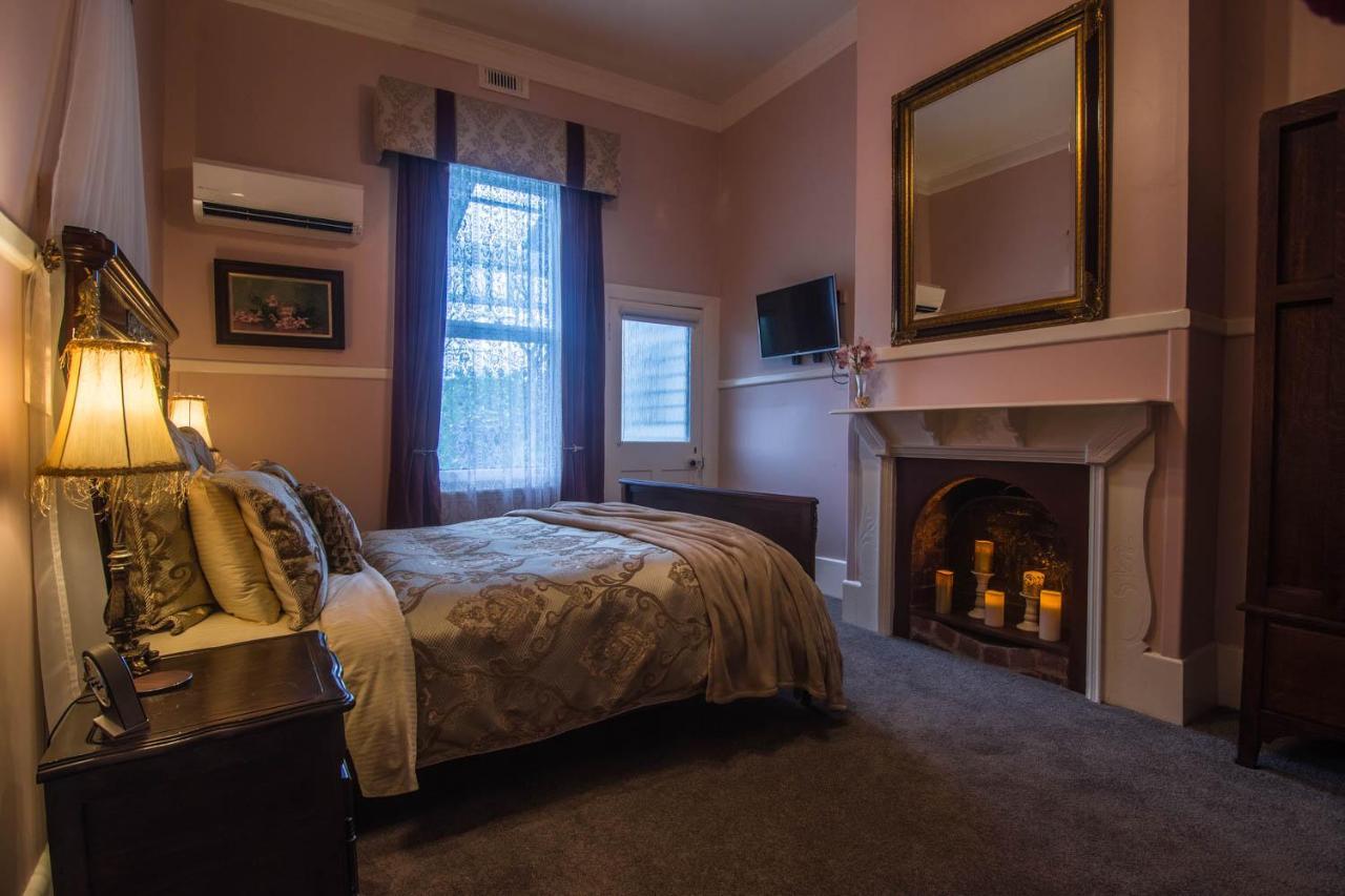 Bed and Breakfast Heytesbury House Cobden Экстерьер фото