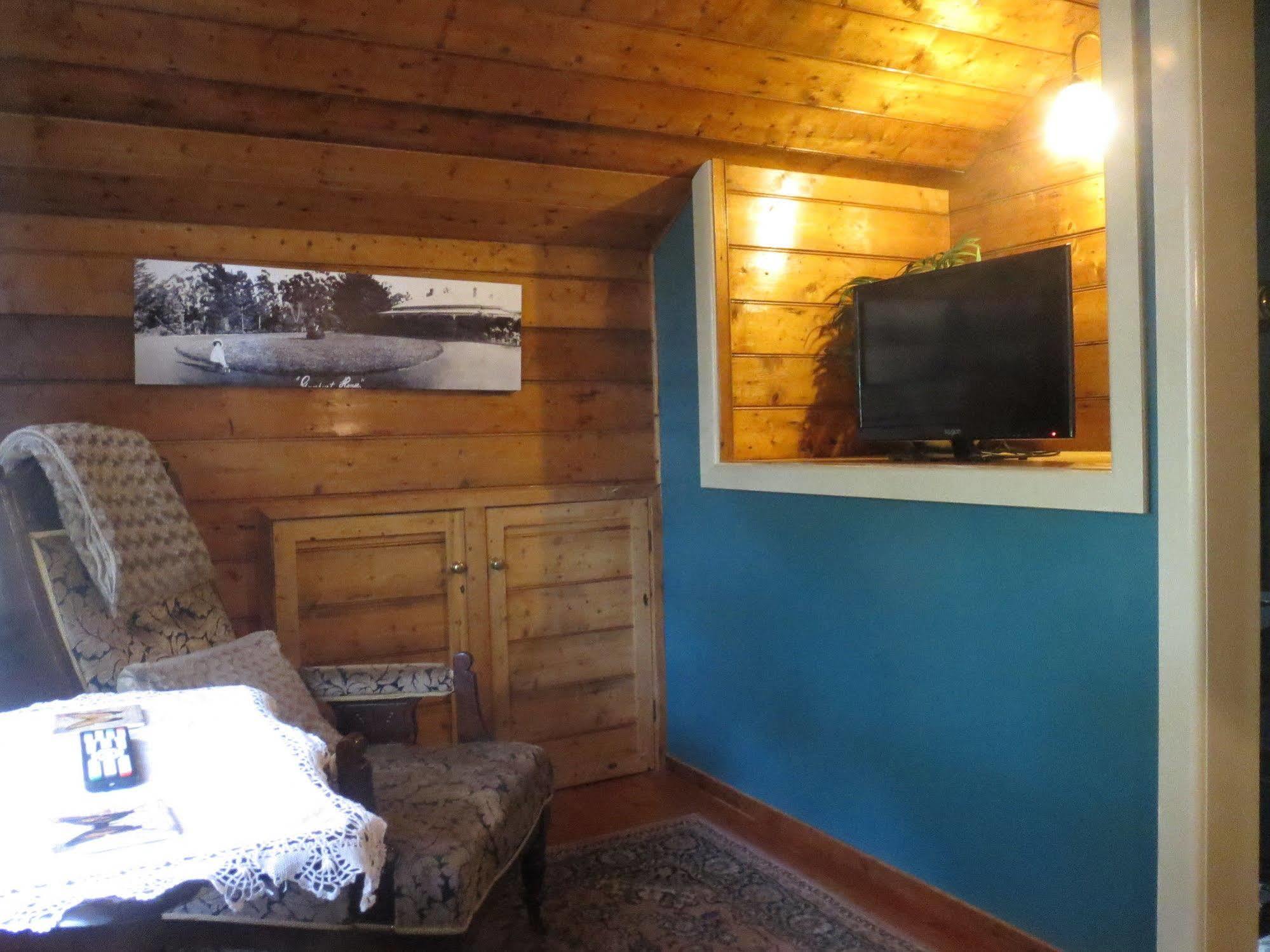 Bed and Breakfast Heytesbury House Cobden Экстерьер фото